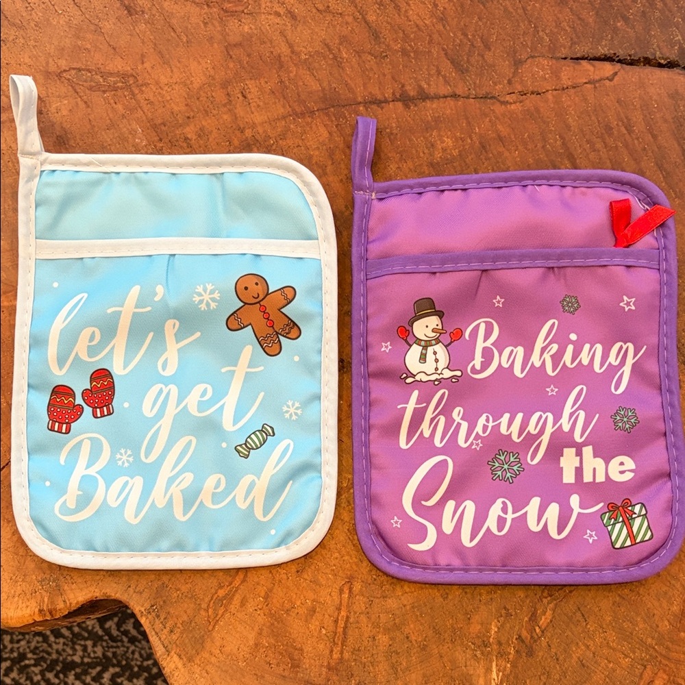 2 Christmas themed pot holders